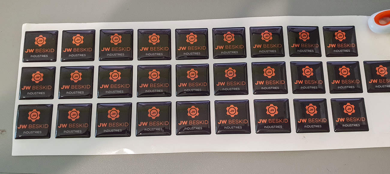 naklejki 3d z reklamą JW Besid Industries