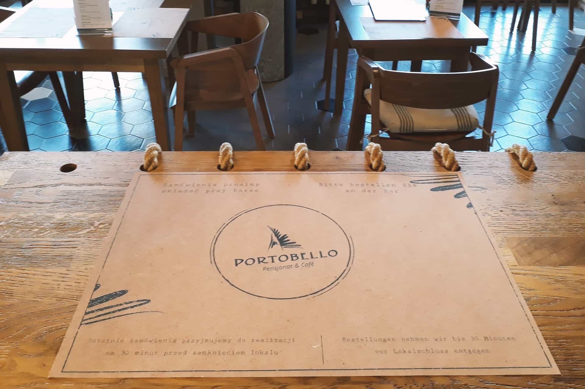 papier na talerze z nadrukiem Portobello