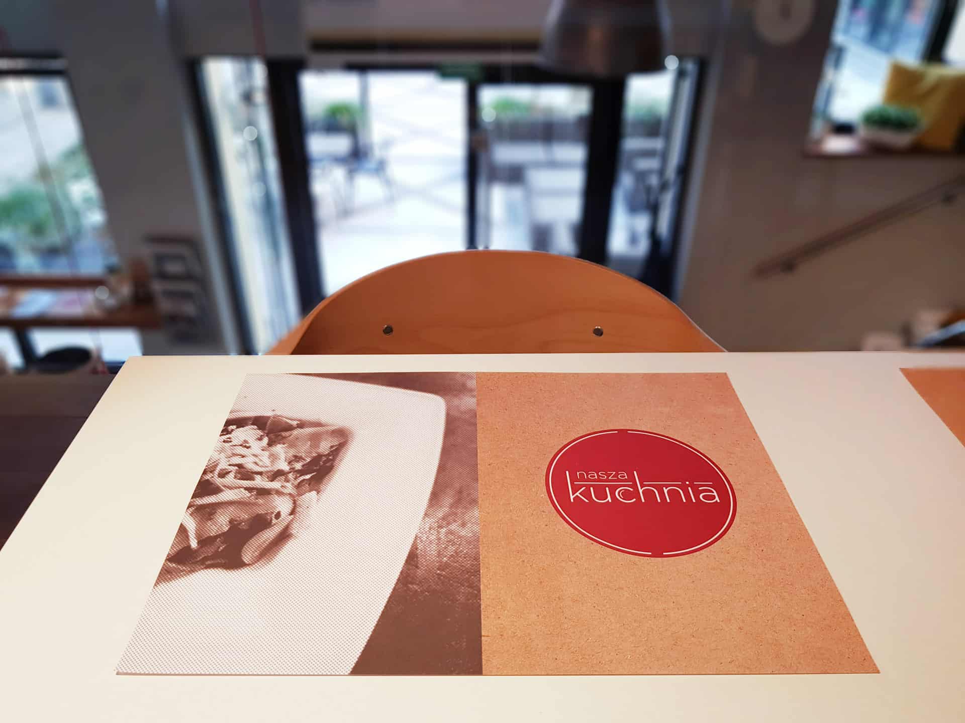 podkładki restauracyjne z nadrukiem logo nasza kuchnia