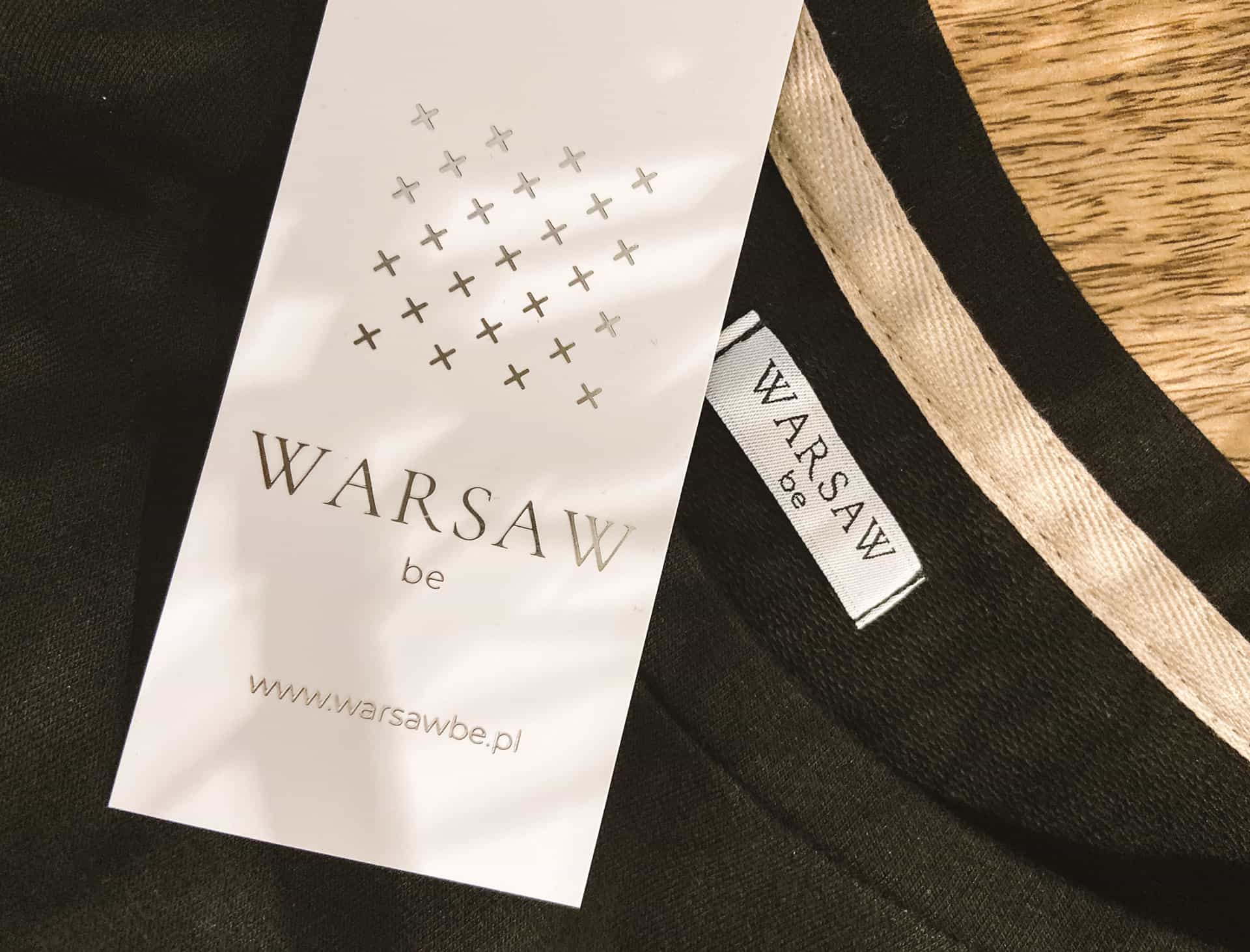 metki ze srebrzonym logo Warsaw Be