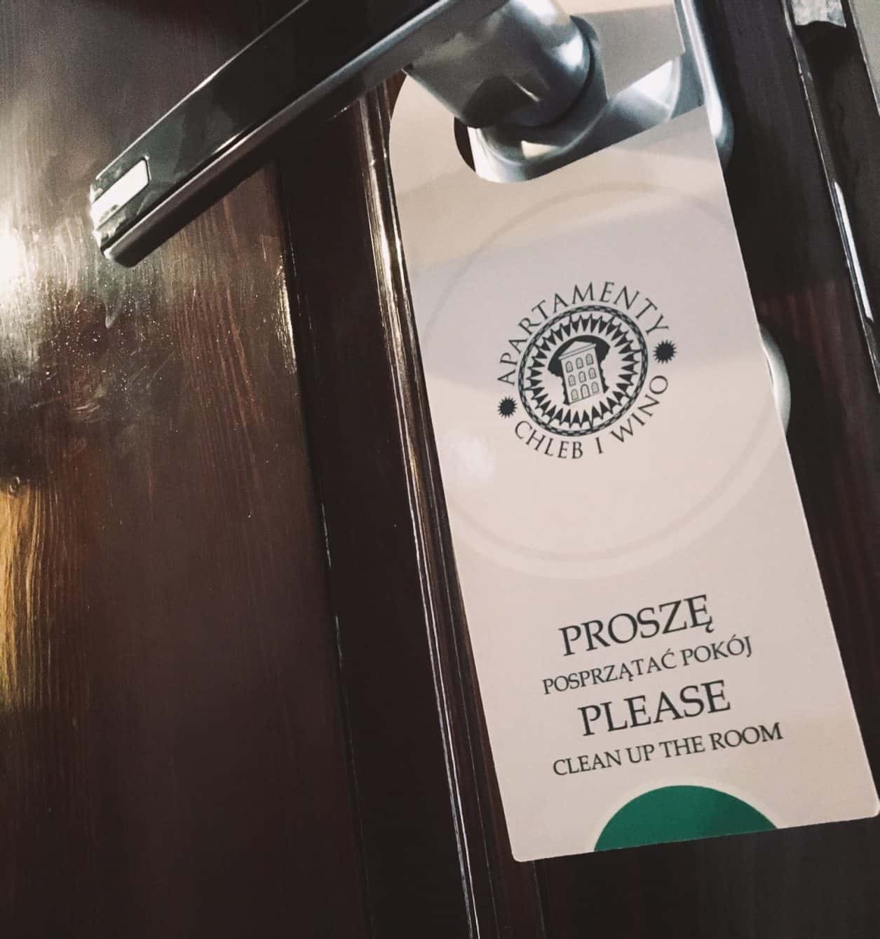 zawieszki na drzwi dla apartamenty chleb i wino