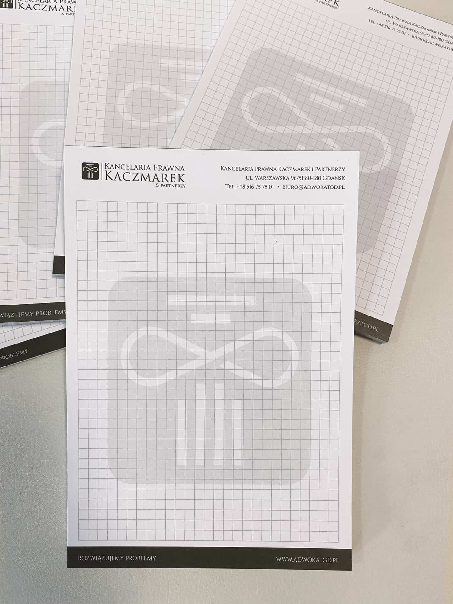 notesy reklamowe z logo kancelarii prawnej Kaczmarek