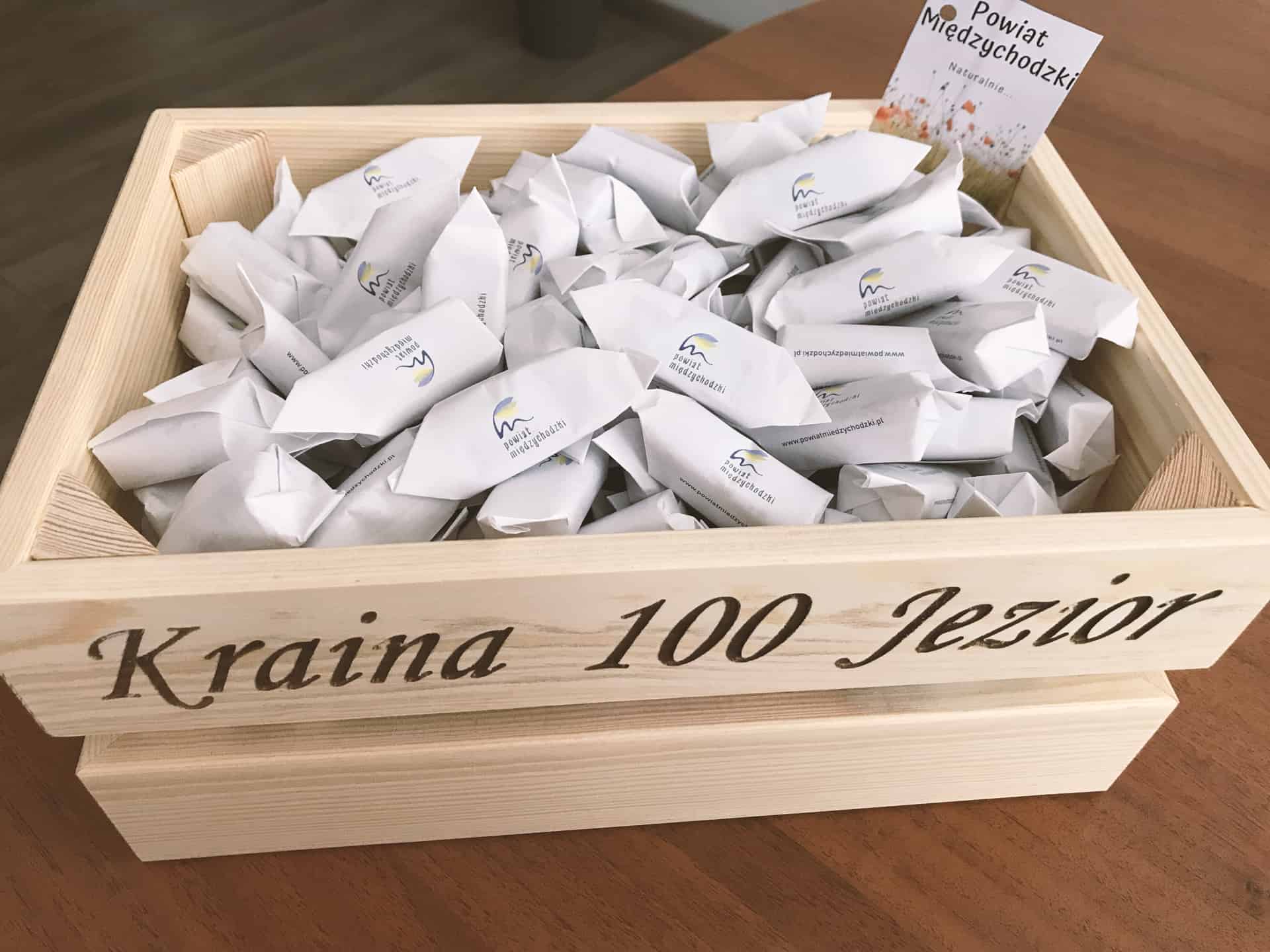 image-PORTFOLIO22 krówki z nadrukiem dla Powiatu Międzychodzkiego