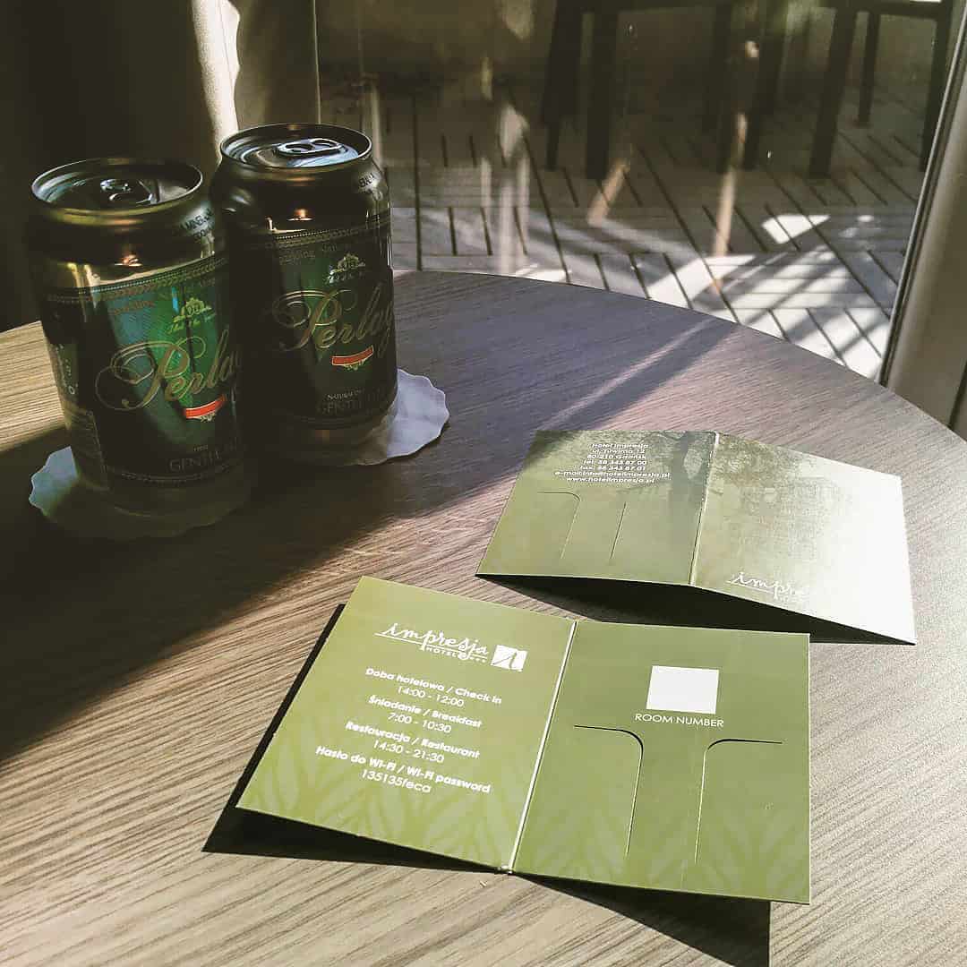 papierowe etui hotelowe z logo hotelu Impresja
